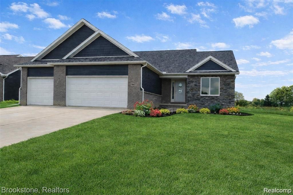 9477 Hickory Hollow Court, Richfield Township, MI 48423 Main Photo