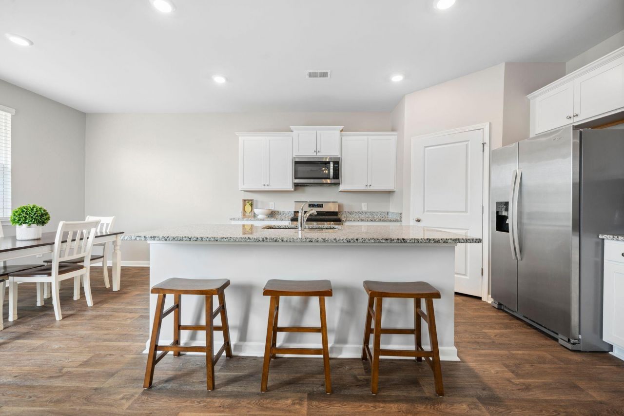 141 Sweet Cherry Lane Photo 12