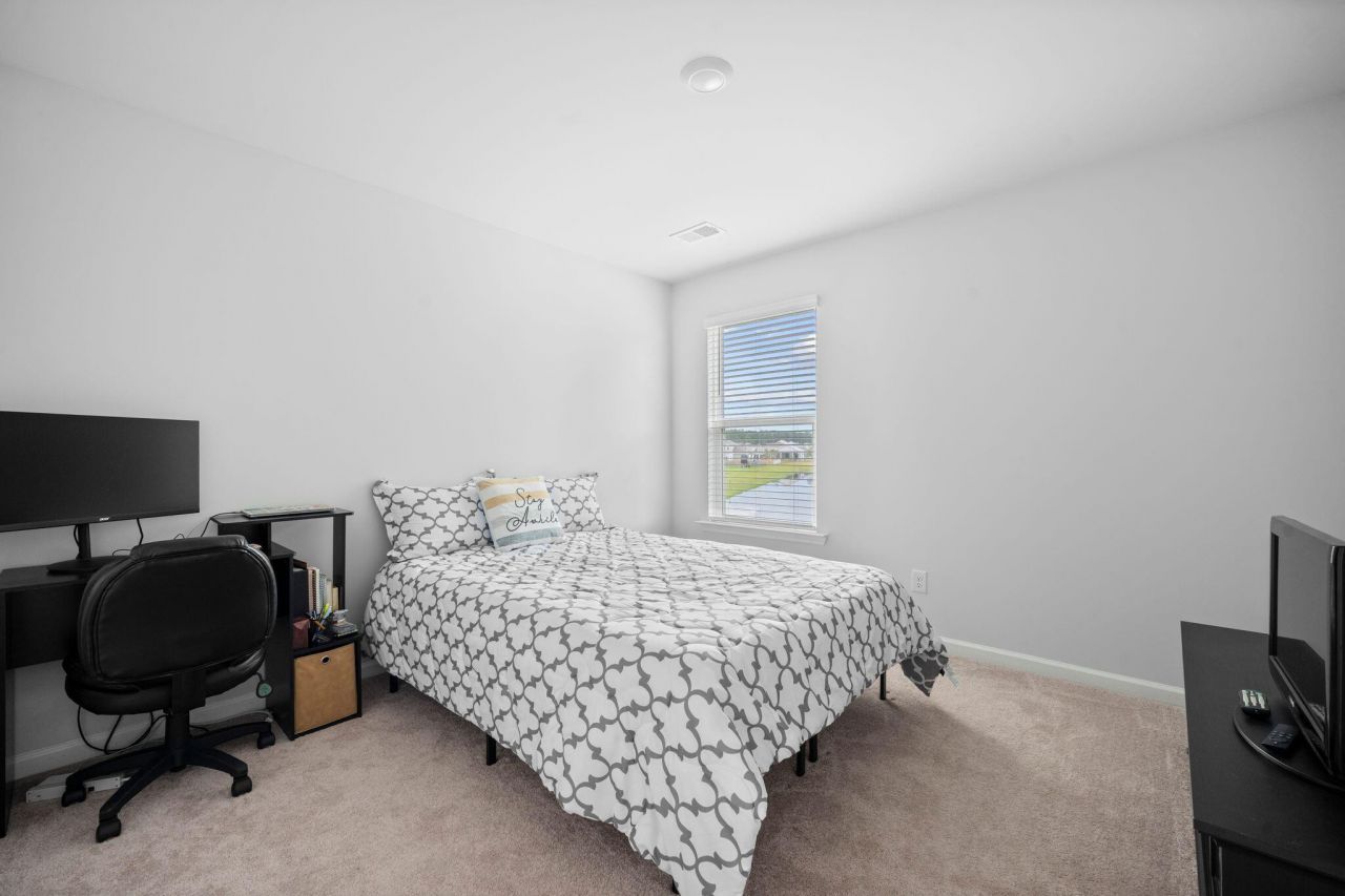 141 Sweet Cherry Lane Photo 22