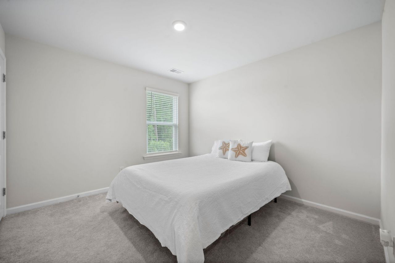 141 Sweet Cherry Lane Photo 24