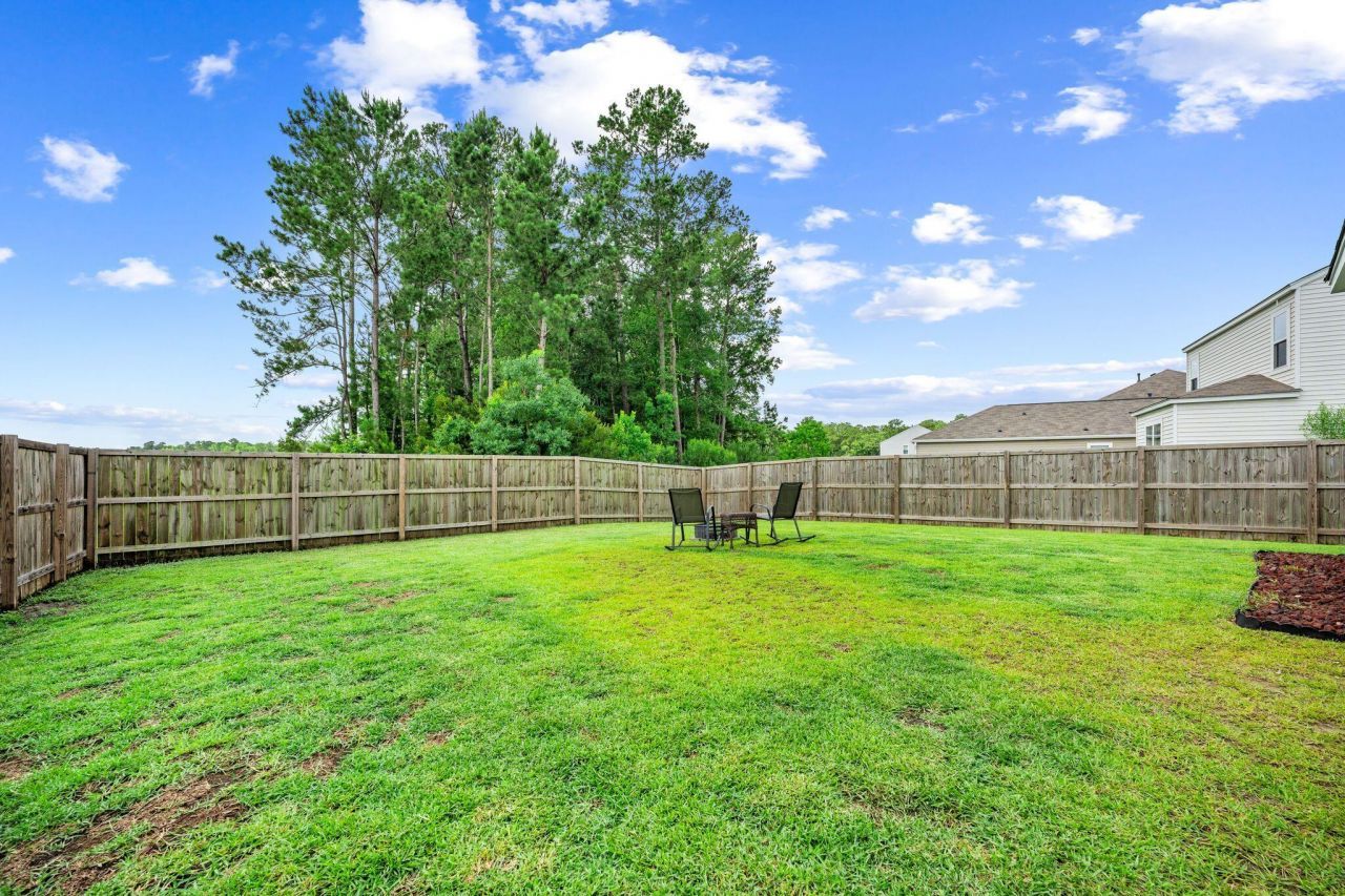 141 Sweet Cherry Lane Photo 27