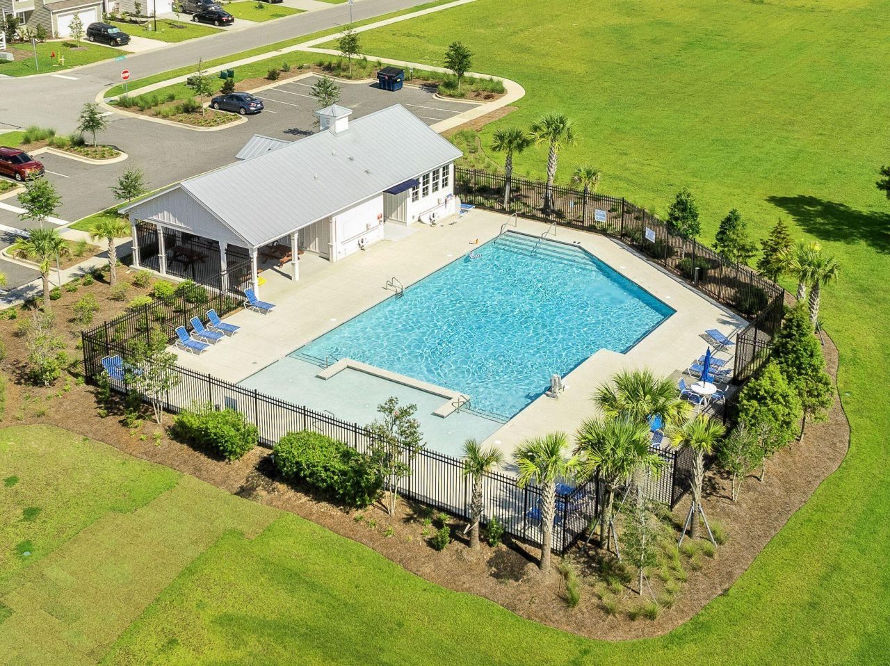 141 Sweet Cherry Lane Photo 3