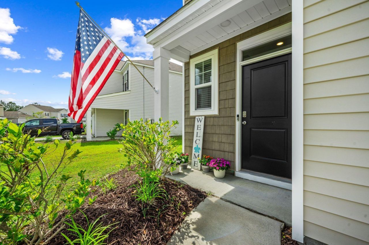 141 Sweet Cherry Lane Photo 6