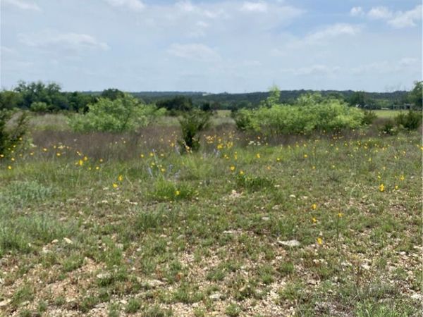 225 County Road 2227 , Lampasas, TX 76550