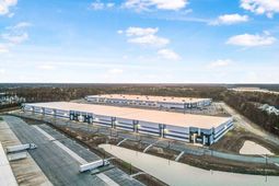 562 Omni Industrial Boulevard photo 4