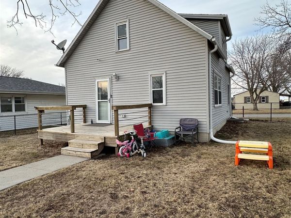 619 N 10th Street, Winterset, IA 50273