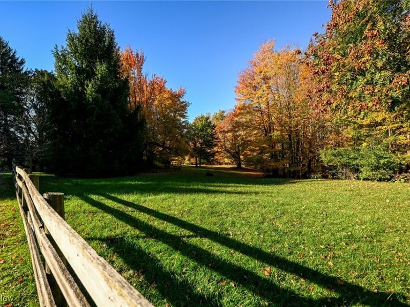 30875 Cannon Road, Solon, OH 44139 Photo 10