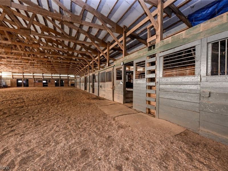 30875 Cannon Road, Solon, OH 44139 Photo 41