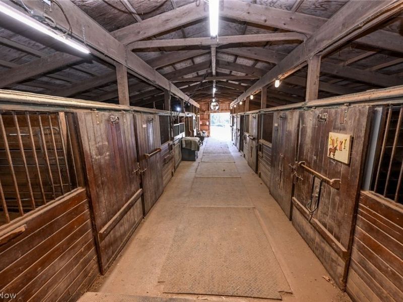 30875 Cannon Road, Solon, OH 44139 Photo 43