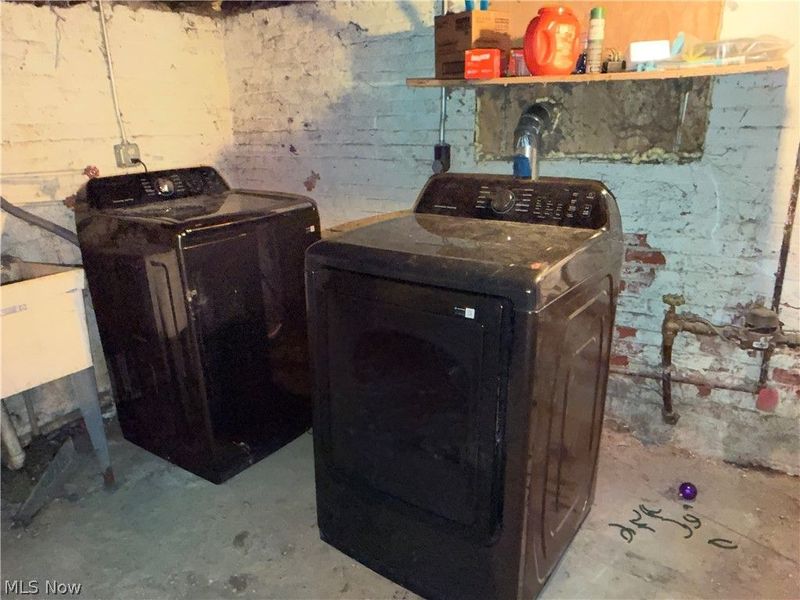 9300 Madison Avenue, Cleveland, OH 44102 Photo 17