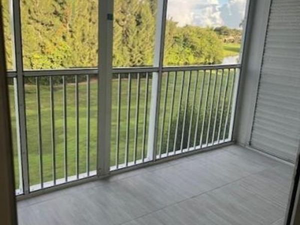 5100 SW 90th Ave, Unit 410, Cooper City, FL 33328