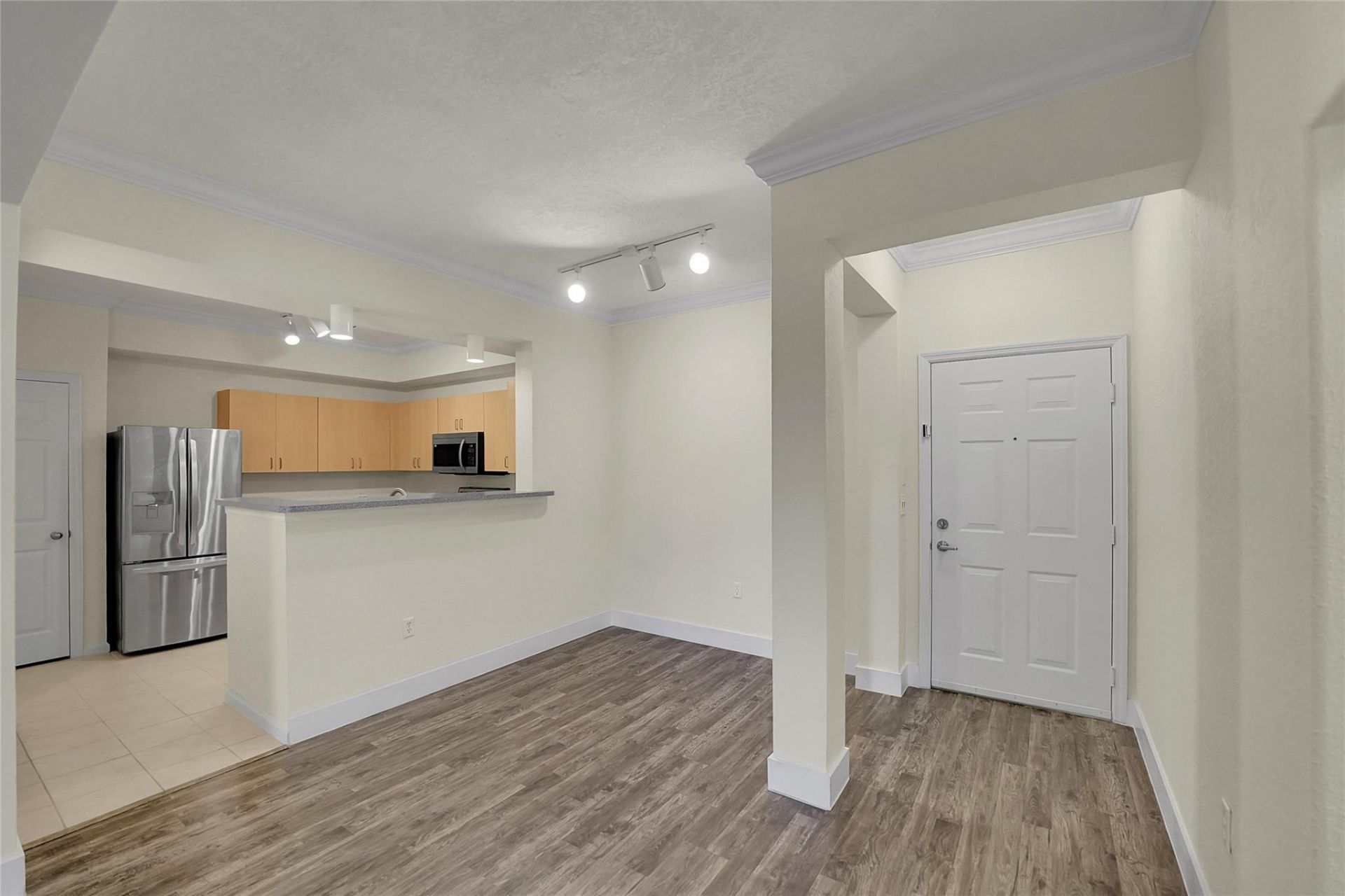 533 NE 3rd Ave, Unit 531, Fort Lauderdale, FL 33301 Photo