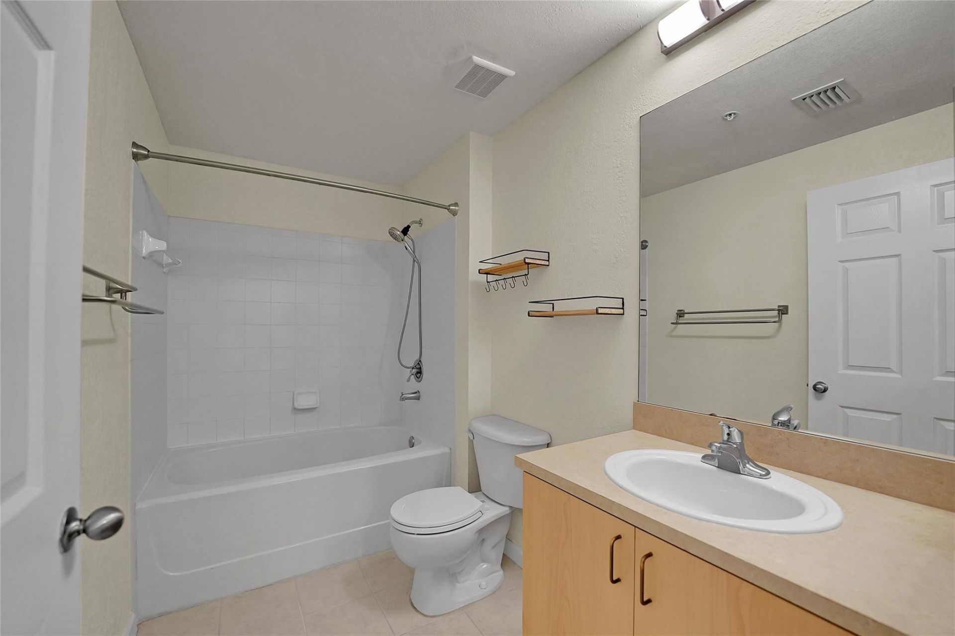 533 NE 3rd Ave, Unit 531, Fort Lauderdale, FL 33301 Photo