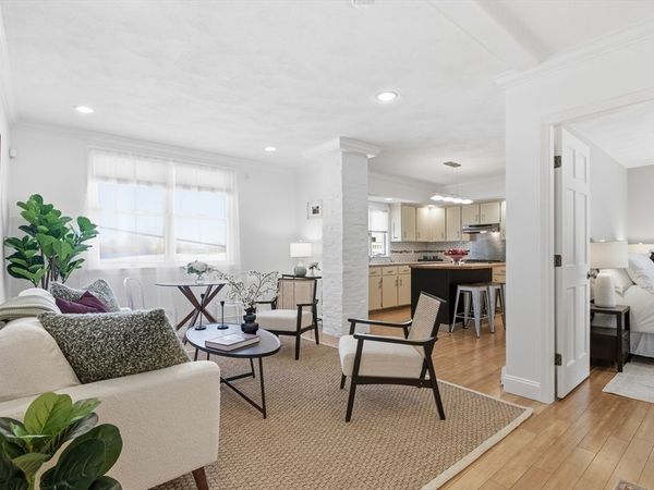 133 Beacon St, Unit 1, Chelsea, MA 02150