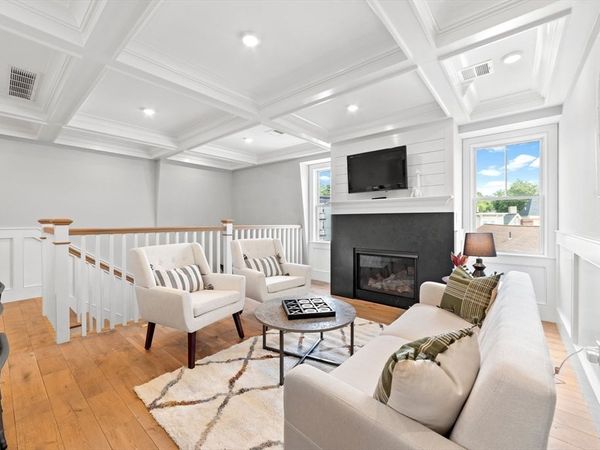 42 Bow St, Unit 5, Somerville, MA 02143