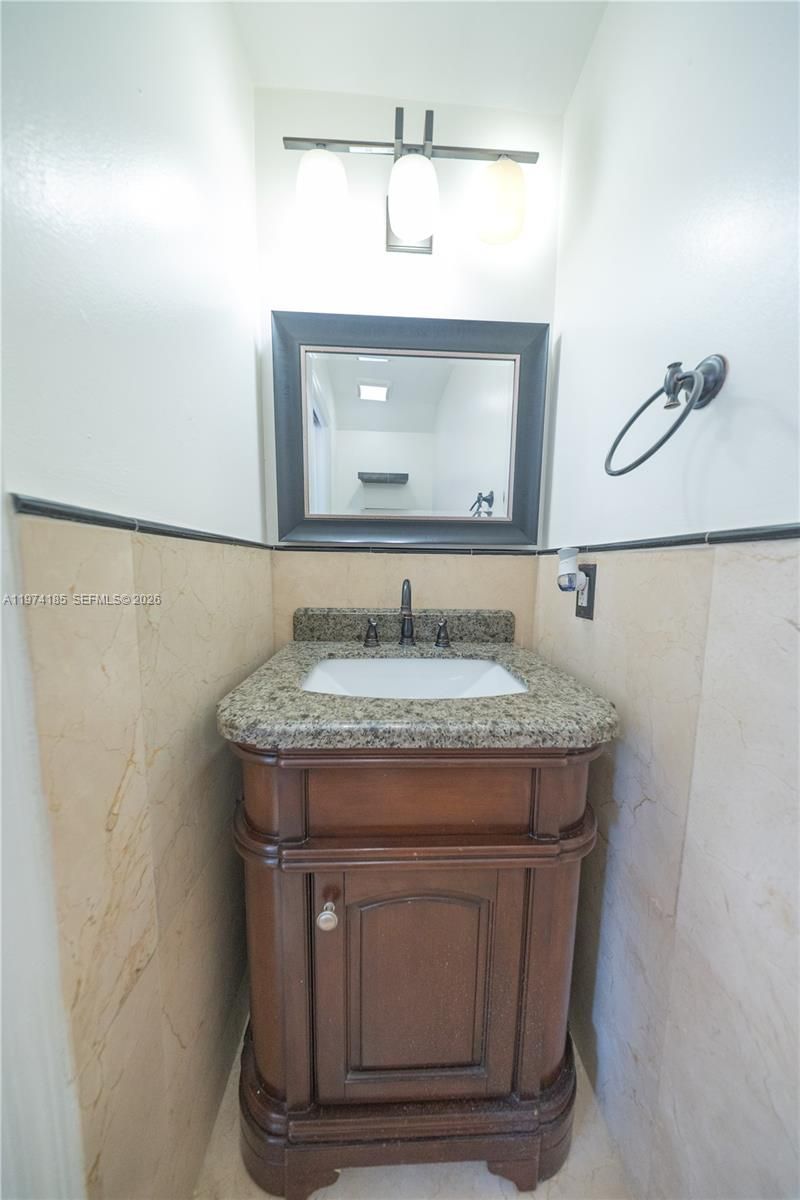 18004 SW 154th Ave , Miami, FL 33187 Photo