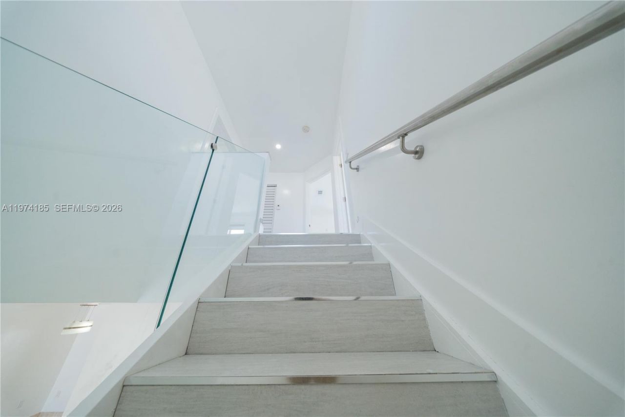 18004 SW 154th Ave , Miami, FL 33187 Photo