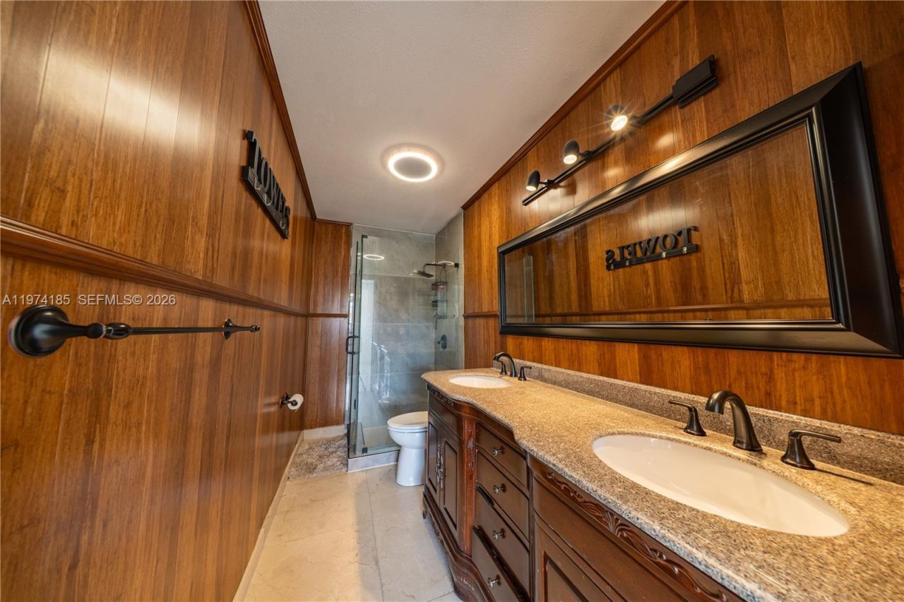 18004 SW 154th Ave , Miami, FL 33187 Photo