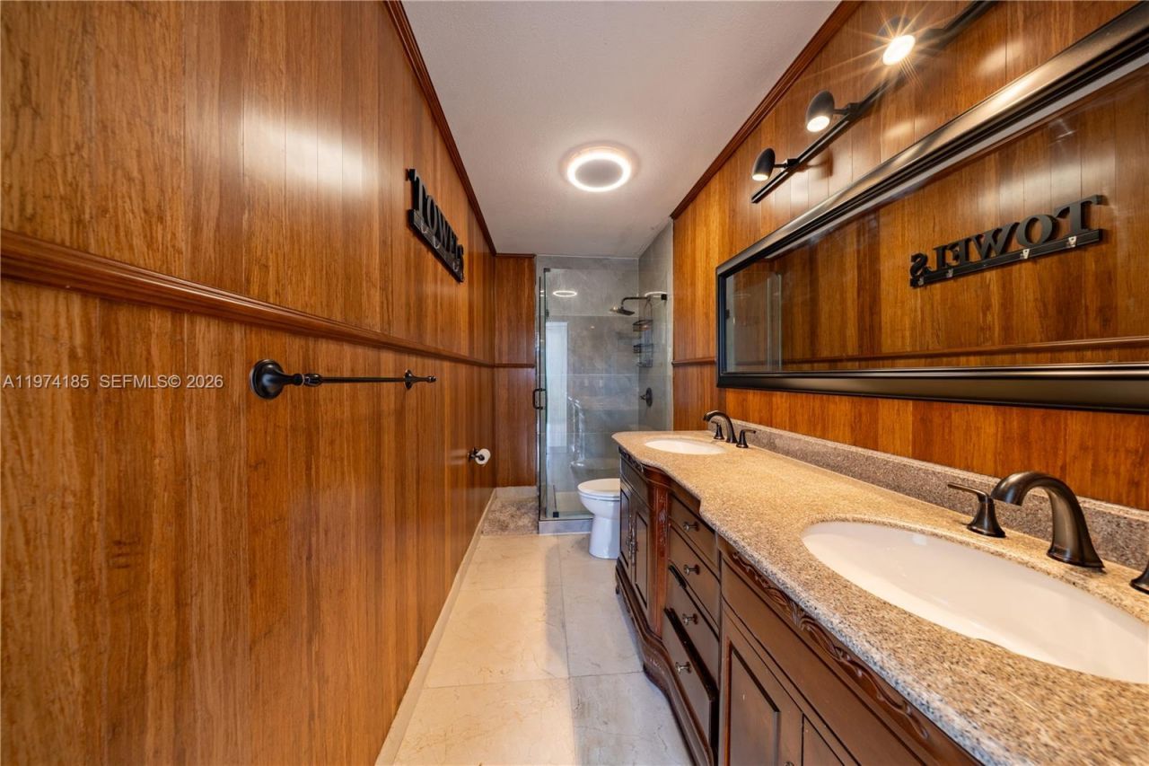 18004 SW 154th Ave , Miami, FL 33187 Photo