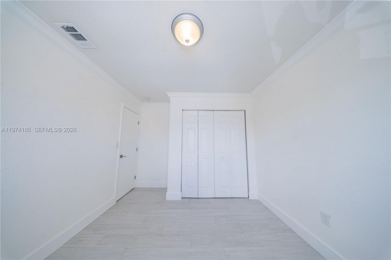 18004 SW 154th Ave , Miami, FL 33187 Photo