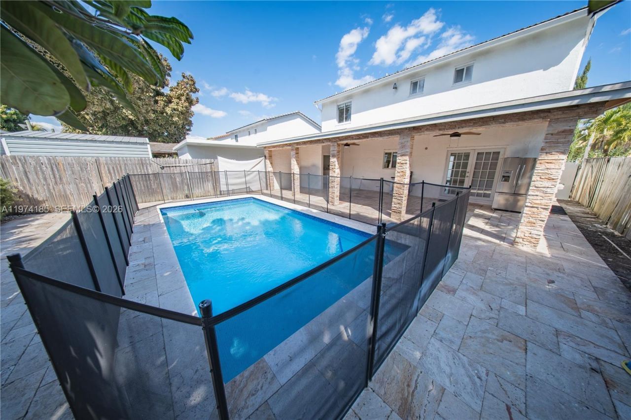 18004 SW 154th Ave , Miami, FL 33187 Photo