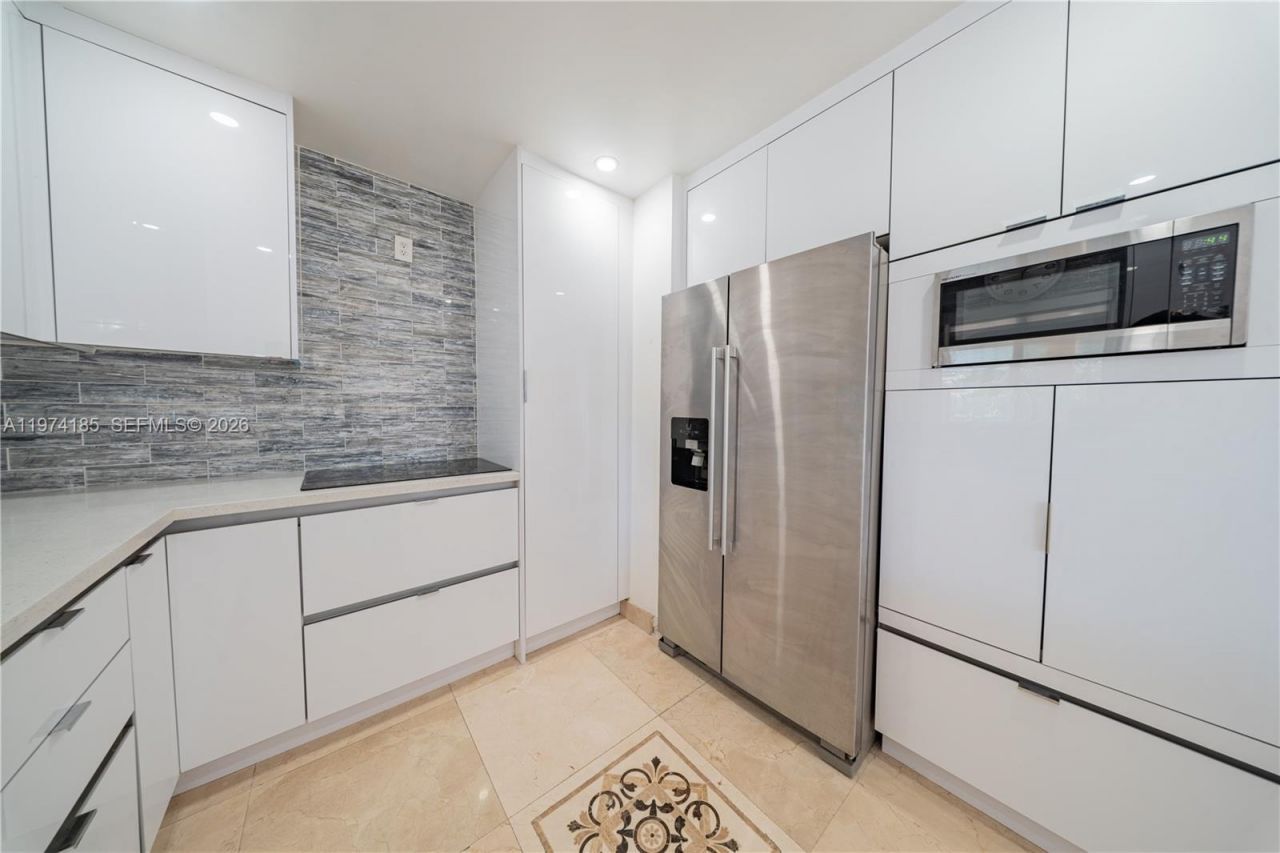 18004 SW 154th Ave , Miami, FL 33187 Photo