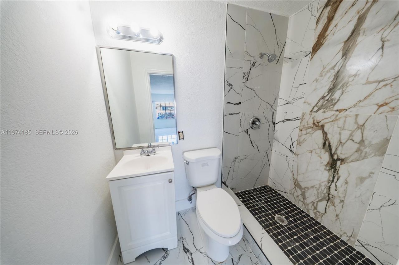 18004 SW 154th Ave , Miami, FL 33187 Photo