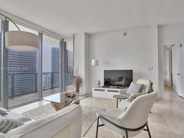 88 SW 7th St , Unit 3805, Miami, FL 33130