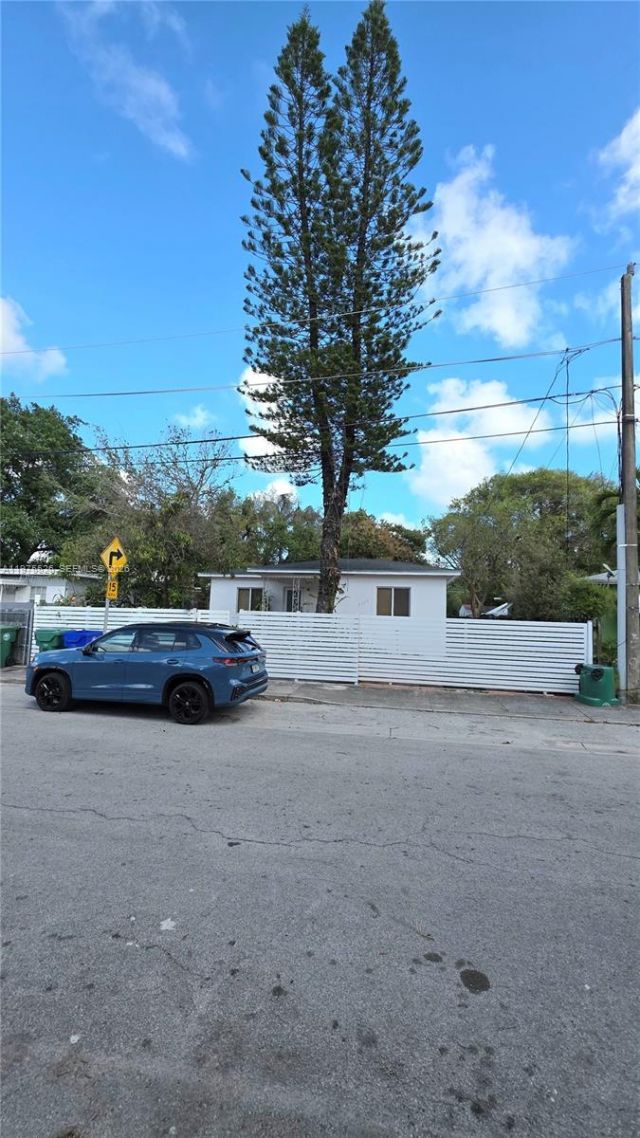 5715 NW 6th Ave, Miami, FL 33127 Photo
