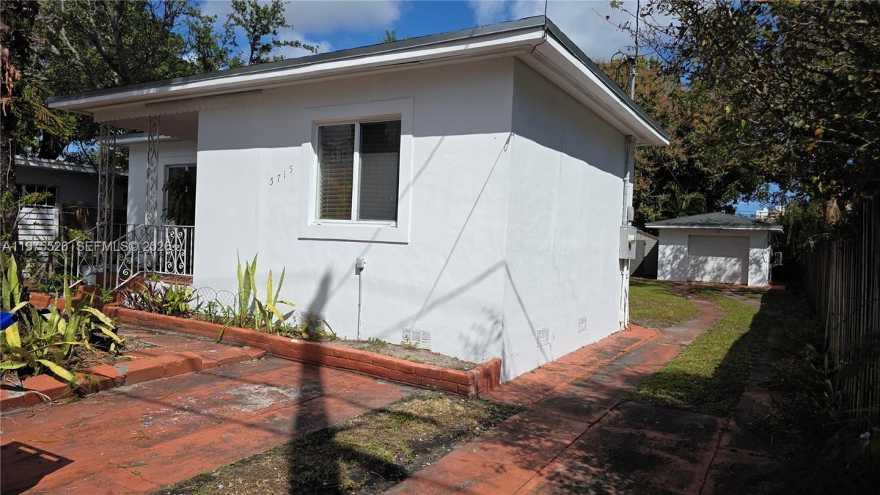 5715 NW 6th Ave, Miami, FL 33127 Photo