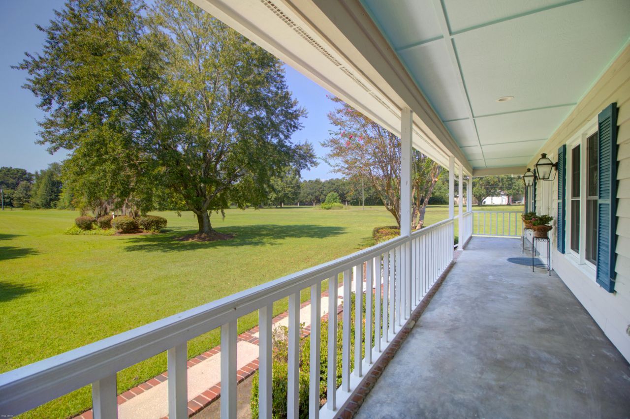 935 River Road Photo 30