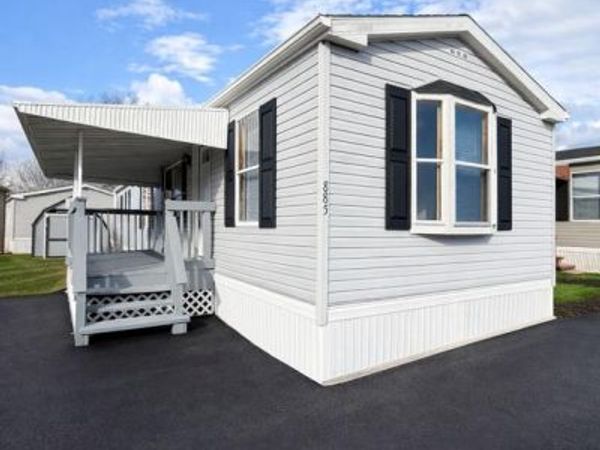 885 BUTTONWOOD AVENUE , SPRING CITY, PA 19475