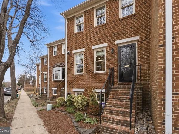 2305 COMMONWEALTH AVENUE, ALEXANDRIA, VA 22301