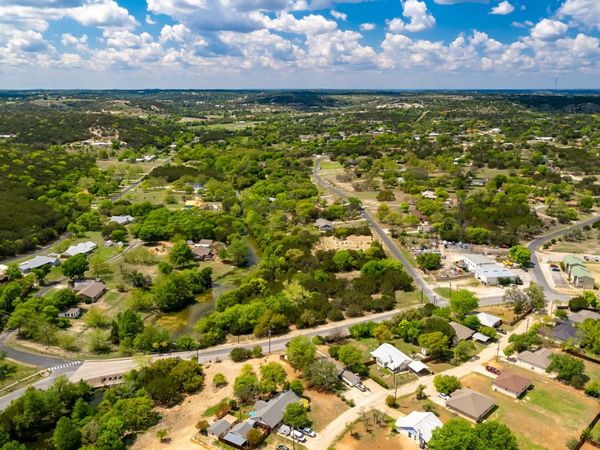 198 Lakeway Dr, Kerrville, TX 78028