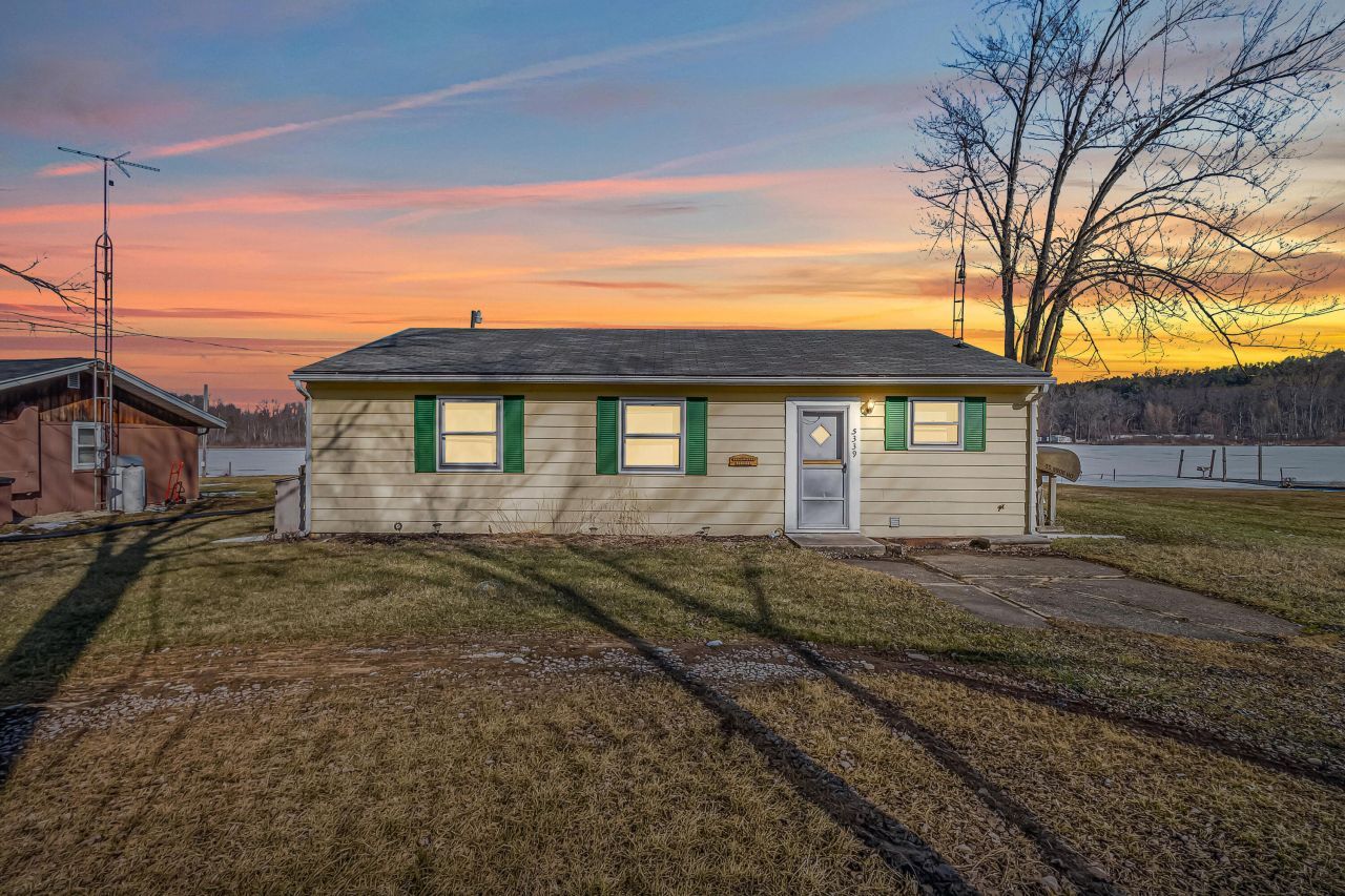 5339 Lake Drive, Reading, MI 49274 Main Photo
