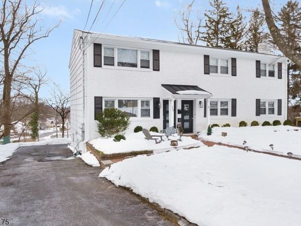 39 Park Ter, Unit 39, Caldwell, NJ 07006