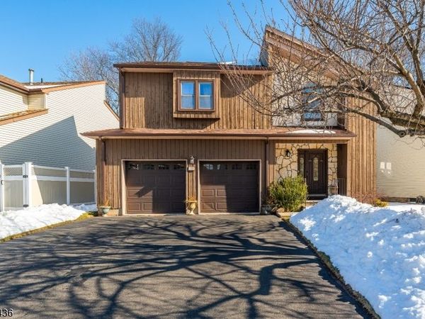 120 Parkside Dr, Union, NJ 07083