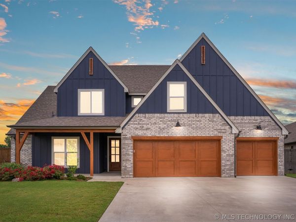 14229 S College Avenue, Bixby, OK 74008