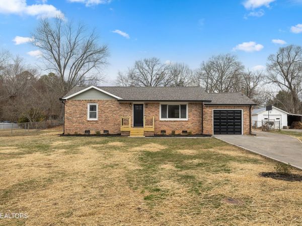 5702 Ridgefield Rd, Knoxville, TN 37912