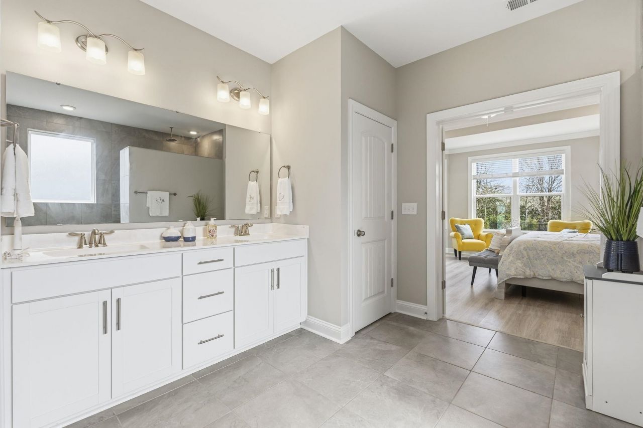 440 Mikita Dr. Photo 27