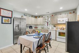 1733 Jacqueline Ct. photo 4