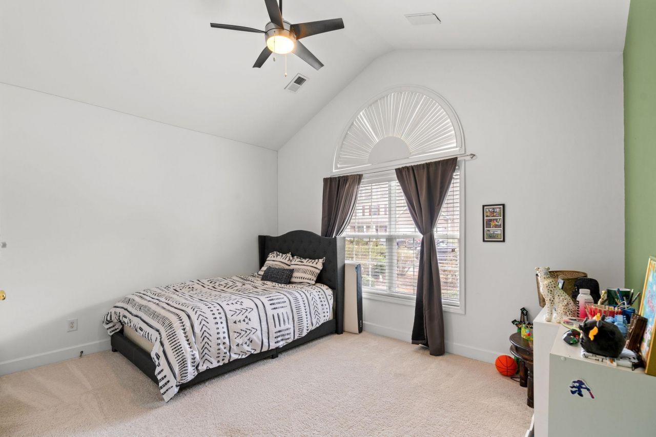 2450 Windmill Way  Photo 21