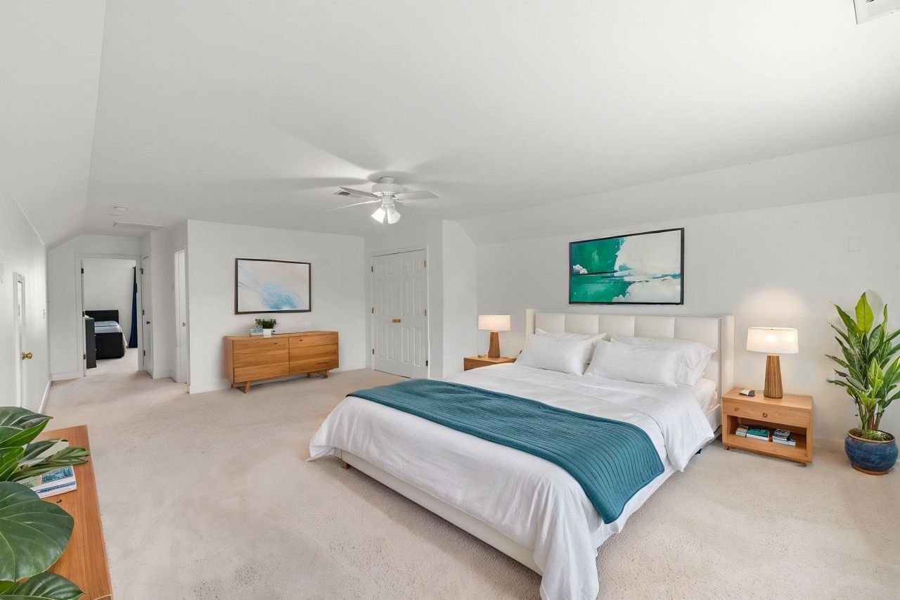 2450 Windmill Way  Photo 31