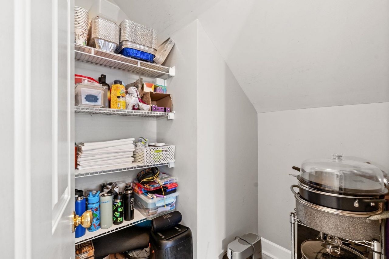 2450 Windmill Way Photo 39