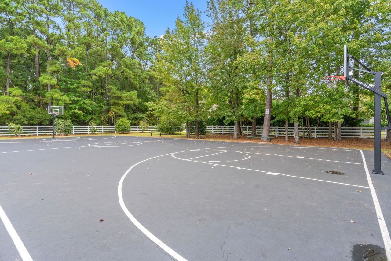 2450 Windmill Way  Photo 53