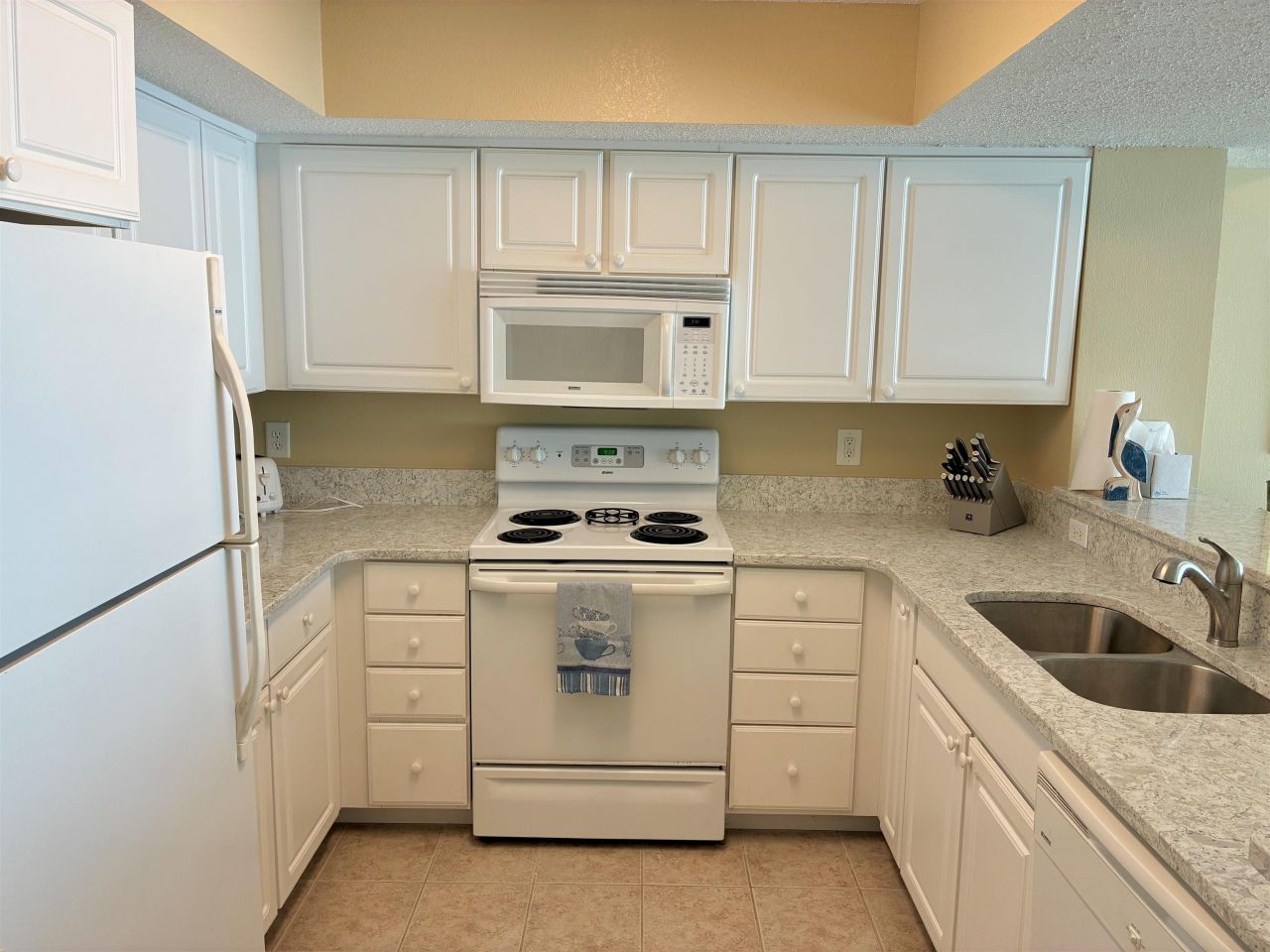 2504 Ocean Blvd. N  Photo 10