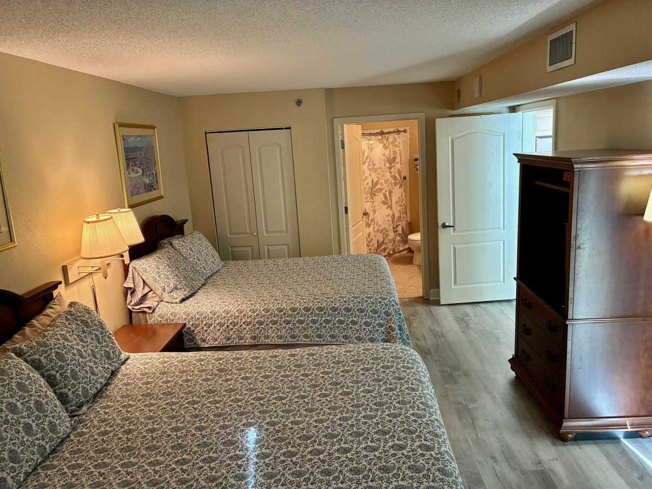 2504 Ocean Blvd. N  Photo 14