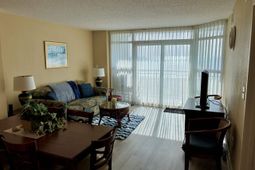 2504 Ocean Blvd. N  photo 4