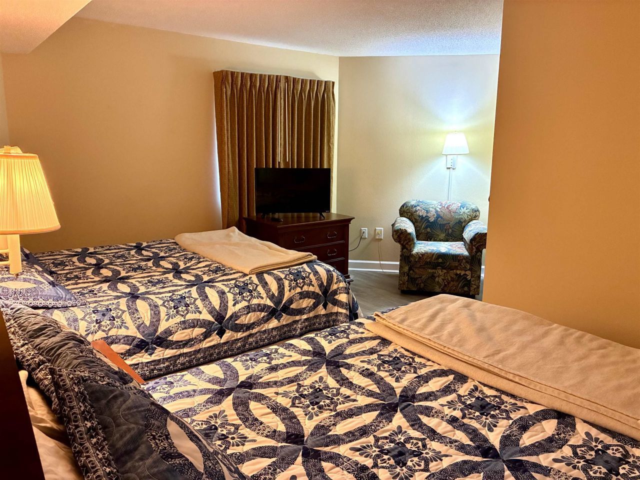 2504 Ocean Blvd. N  Photo 23