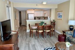 2504 Ocean Blvd. N  photo 4